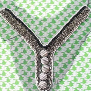 handgemachte Art und Weiseentwurfskristall wulstige Brautspitze, Kragenausschnitt für perlenbesetzte Halskette der Kleidkleidung V-Form